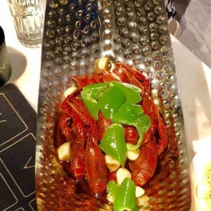 杭州热门KTV酒吧聚会群号分享：欢乐无限，群聚精彩