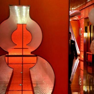 杭州uf酒吧（杭州UF夜未央：都市微醺新据点）