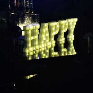 抖音KTV直播狂欢夜：浙江杭州魅力唱响，全民娱乐盛宴