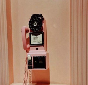 杭州ktv费用怎么算（探索杭州KTV消费模式：费用构成与计算指南）