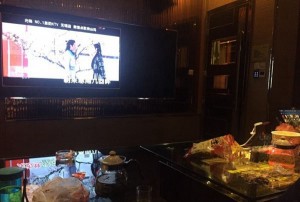 销售员卖酒简单话术（白酒销售：精炼话术与高效沟通技巧）