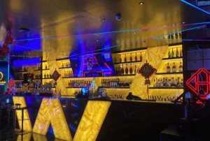 杭州鎏金殿堂ktv消费水平（杭州鎏金殿堂KTV：深度解析消费水平与娱乐体验）