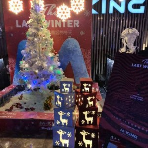 卖酒的搞笑的销售话术（笑料百出的美酒推销艺术）